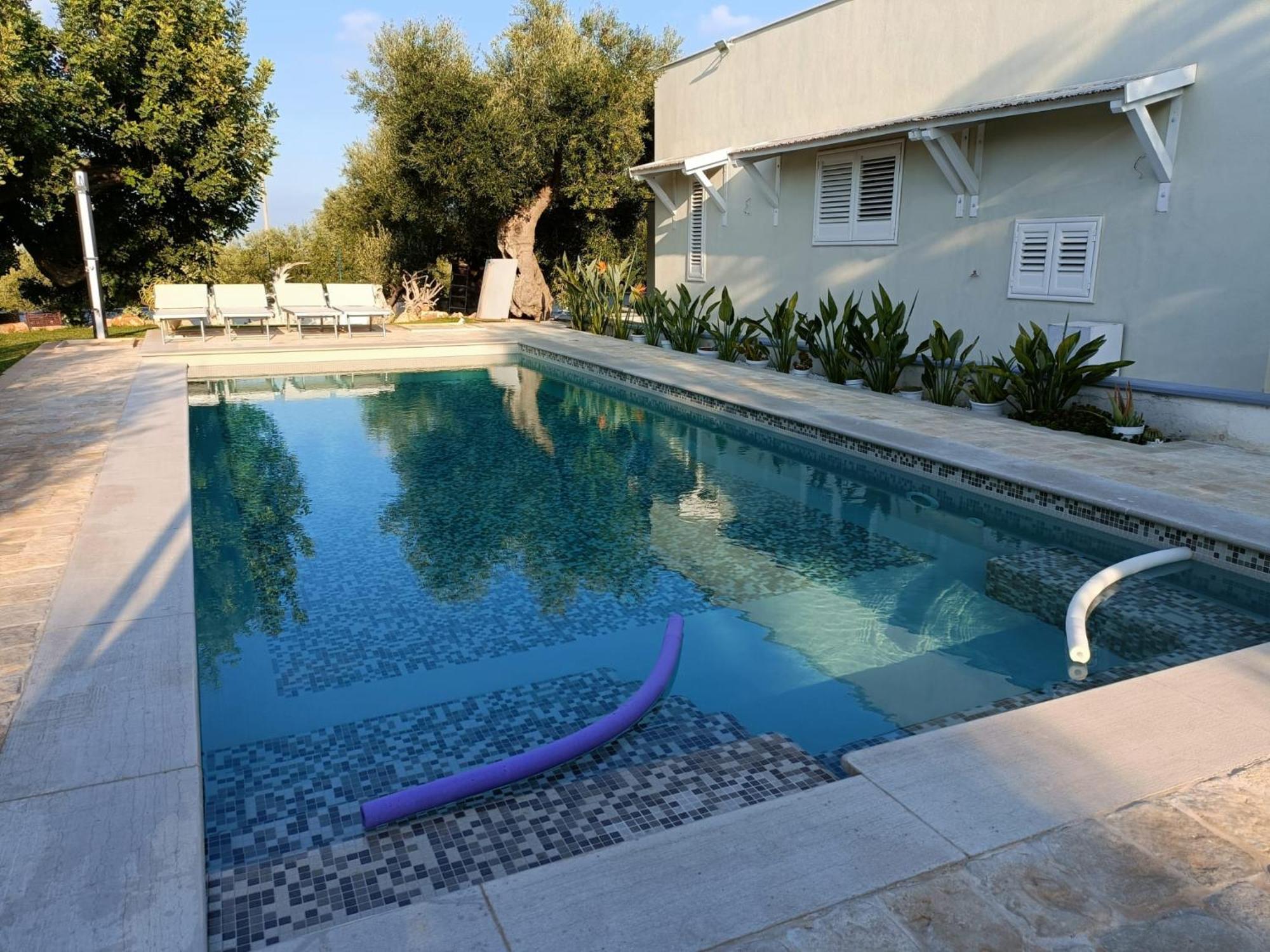 Il Vecchio Carrubo - Con Piscina A Sfioro Villa